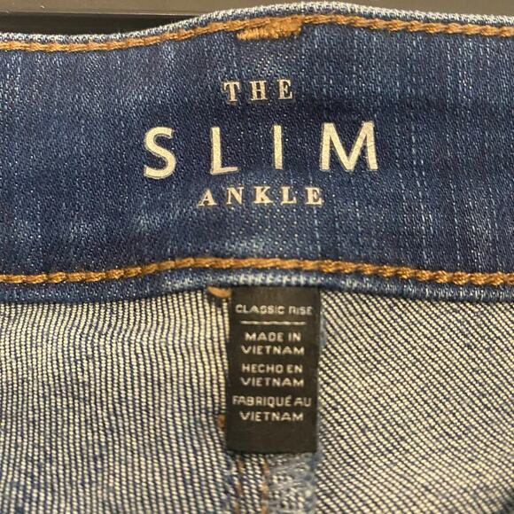 WHBM The Slim Ankle Jeans Skinny Mid Rise Dark Blue Western Jeweled Size 2 - Picture 12 of 16